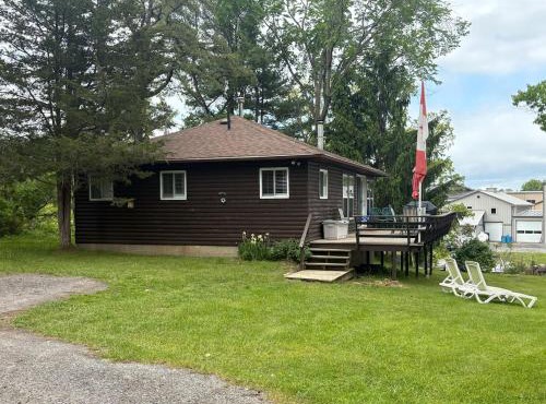 River Front Year Round Cottage