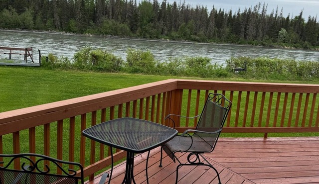 Riverfront Cabin, 2 Bedrooms, Kenai River