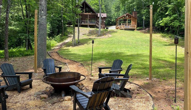 Riverside Retreat - Tranquility and Fun