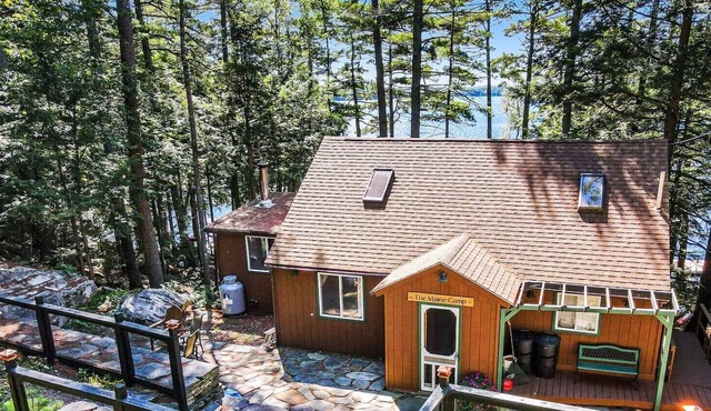 Romantic cabin nestled on Sheepscot Lake with amazing views