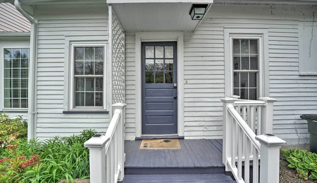 Romantic Country Apt by Lake Erie & Wineries!