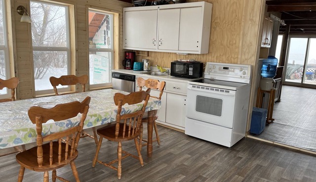 Rustic Waterfront, Lakeside Cottage with Stunning Views 1 hour from Winnipeg.