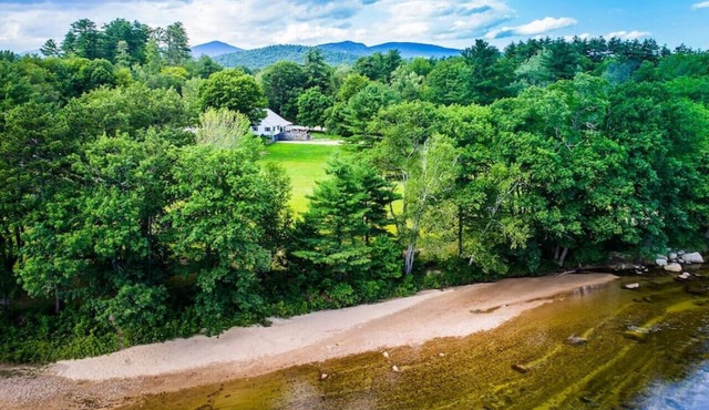 Saco River House | 10 Private Acres on The River