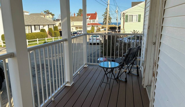 Salty Air Suites, B: Easy to walk in, One level, 3 beds, ocean views.