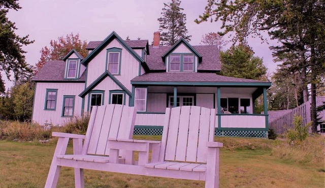 Scenic Waterfront Summer Cottage with Ocean Views, Kayaking & Beach Access near Bar Harbor, Hancock Point, Maine