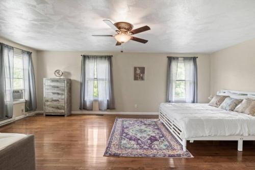 Serene Escape In Finger Lakes Wine Country Close to Ithaca