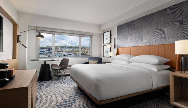 Sheraton Erie Bayfront Hotel