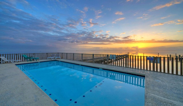 Sleeps 28 | 2 Homes w/Boat Dock & Waterfront Pool | Laguna Village Haven