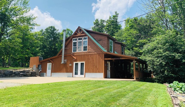 Slice of Paradise- Rustic Meets Modern at this Unique Amish Country Home