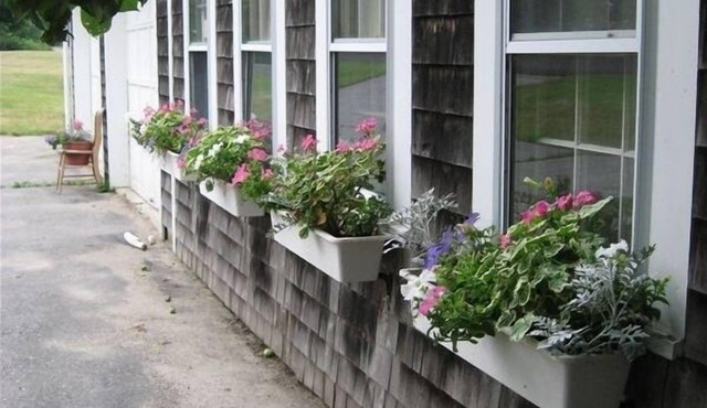 Slow Down & Go Back in Time-Relax Completely in Our Maine Home