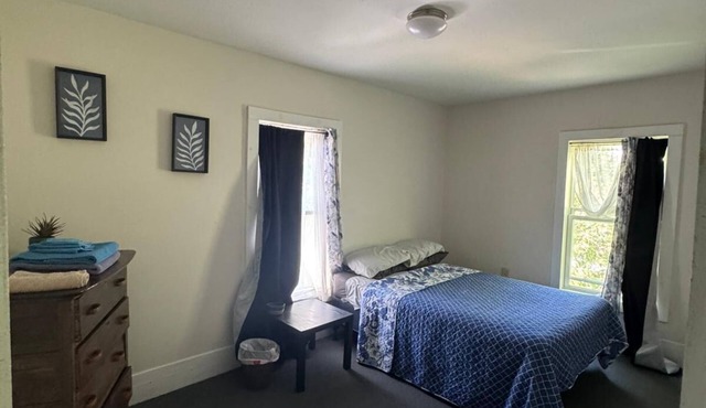 Spacious 4-bedroom apartment with AC, WiFi in charming Plattsburgh