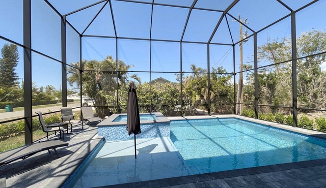 Spacious 5-bedroom BRAND NEW HOUSE WITH 3100 SQ. FT.in delightful Naples