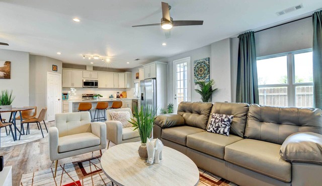 Spacious 5-bedroom house in charming Arlington with WiFi, AC