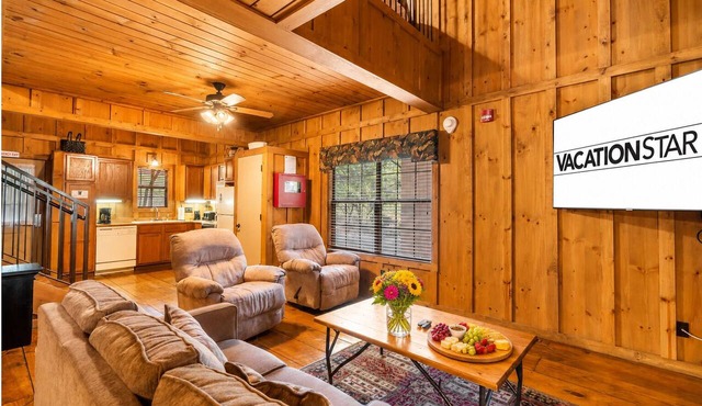 Spacious Cabin at Green Mountain | Pools, Hot Tub, Near Strip, Dogs Welcome!