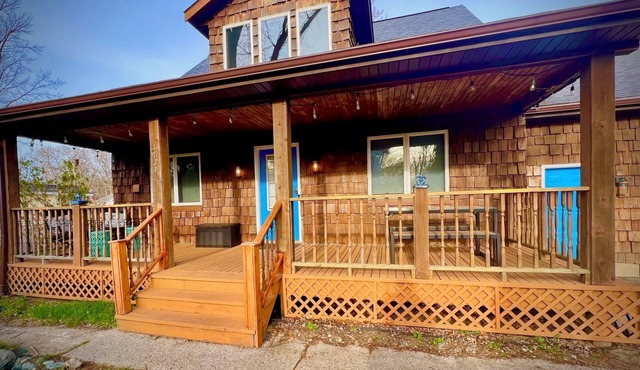 Spacious Spring Lake Retreat Beach Access Sleeps 8 Family & Pet Friendly