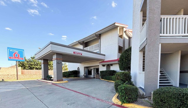 Studio 6 Irving, TX – DFW North