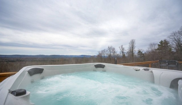 Stunning Views | Hot Tub | Pets