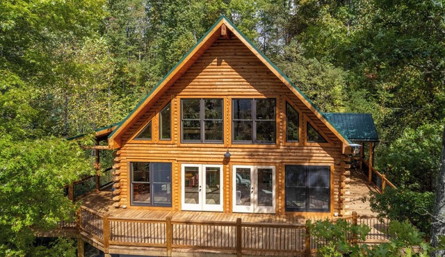 Summit View Lodge - Hot Tub - WIFI