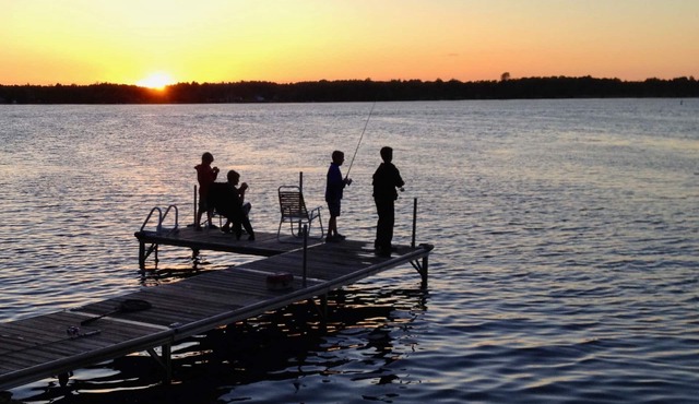 #Sunset Beginnings on the TrentSevern w/boathouse suite