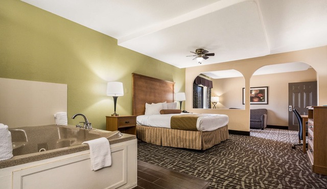 SureStay Hotel by Best Western Alice