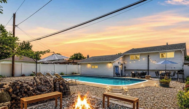 Swim & Relax - Pool, Hot Tub and Renovated