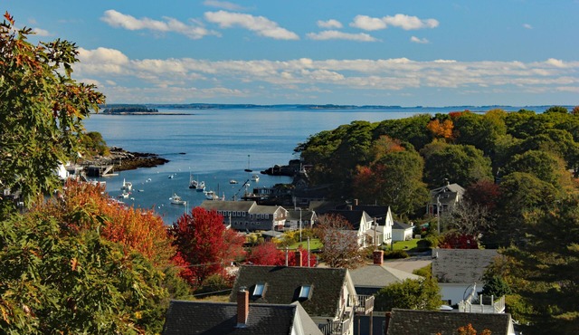 SYLVAN The Moorings, ocean views, close to Pemaquid beach!