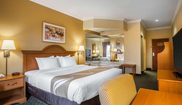 Tahlequah Inn