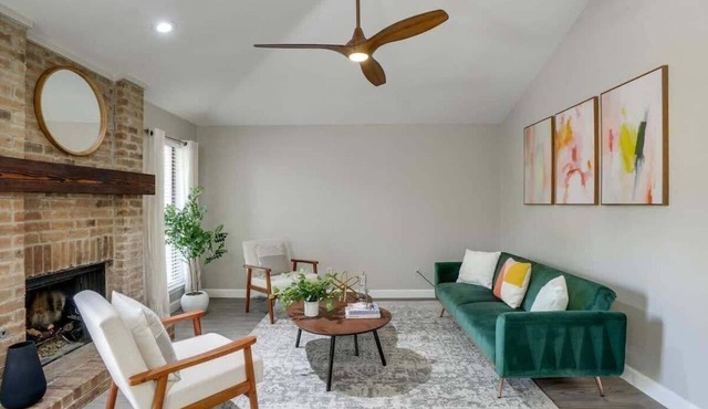 Texan Hideaway - Cozy, Convenient, Comfortable!