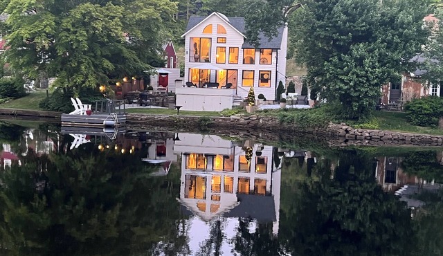 The Answer - Charming, Unique, Tidal, Riverfront Escape - Kayaks, AC Firepit