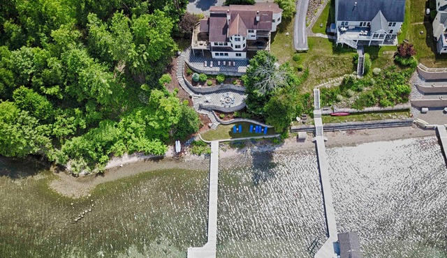 The Grape Escape - Contemporary Style Living on Seneca Lake!