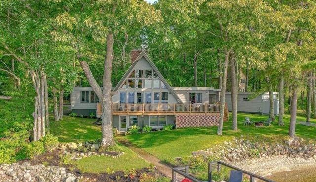 The Great Escape - Picturesque Sebago Lake