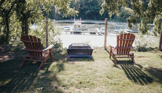 The Lake House on the Oak Orchard