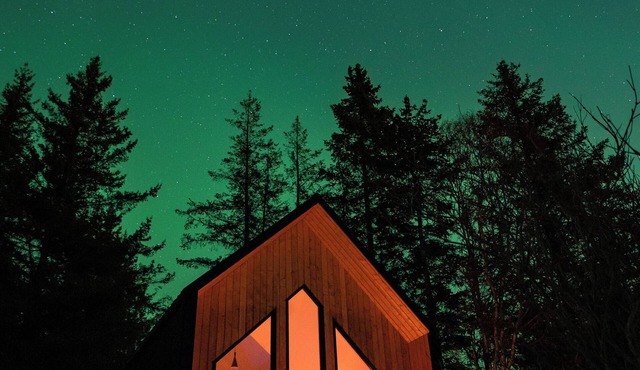 The Point Cabin + Nordic Spa w/Sauna, Hot Tub & Cold Plunge