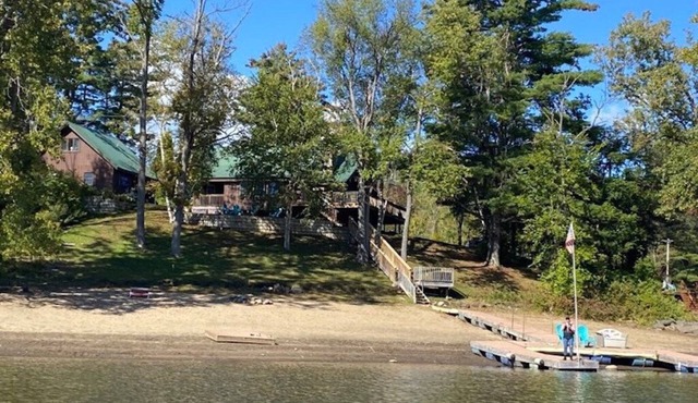 The Sacandaga Lakeside Escape - NEWLY RENOVATED 2024!