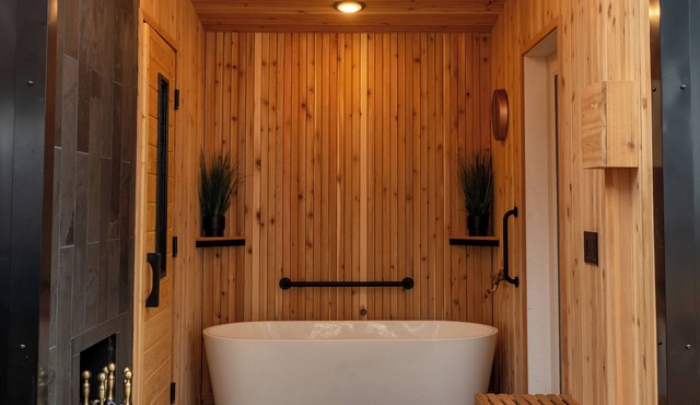 The Slope Cabin + Nordic Spa w/Sauna HotTub & ColdPlunge