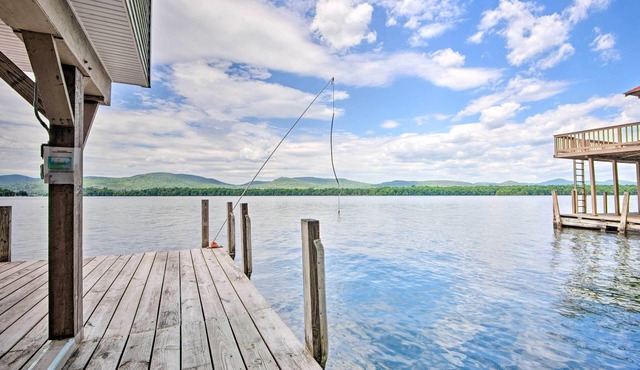 Three Adjacent Lakefront Cottages - 'Westview' Sleeps 2-16