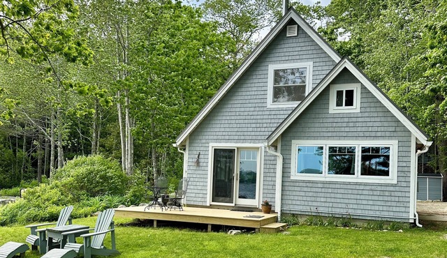Toddy Pond Lakehouse - Beautiful sunrises, water fun, close coastal towns/parks