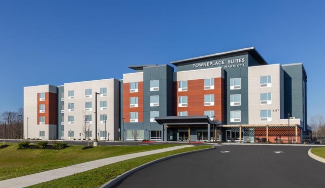 TownePlace Suites by Marriott Geneva at SPIRE Academy