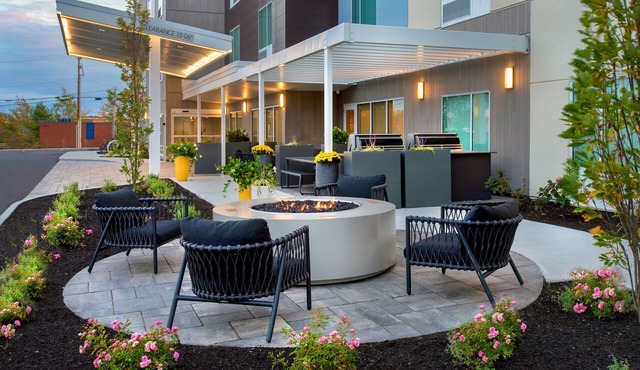 TownePlace Suites by Marriott Portland Airport ME