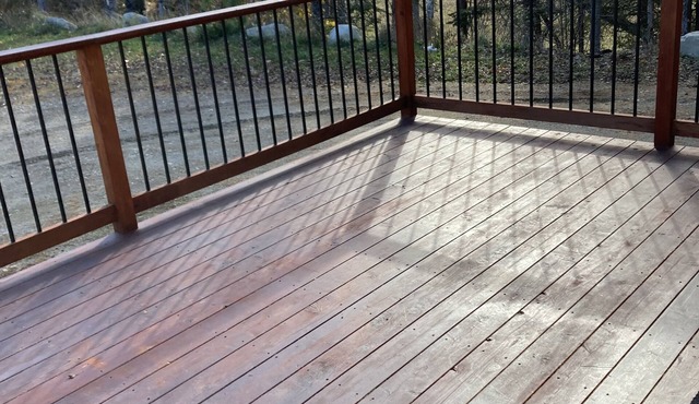 Townhouse- direct access to snowmobile trails. Available for seasonal rental.
