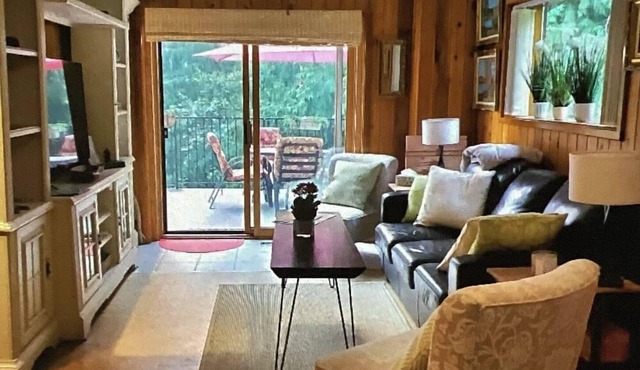 Tranquil Place Retreat on 1.5 acres- Complete duplex