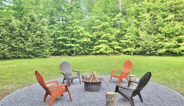 TWO CABINS ON ONE PROPERTY! ACCESS TO KAYAKS AND A BEACH AREA