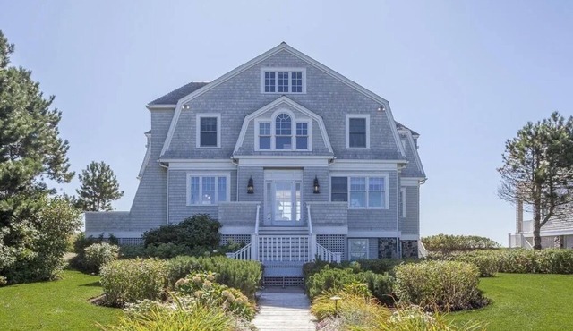 Ultimate Beachfront Retreat