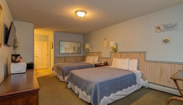 Vacationland Inn & Suites