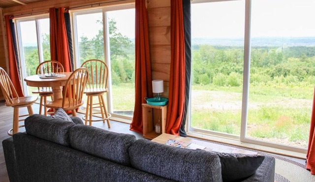 Vista Catamount Cabin
