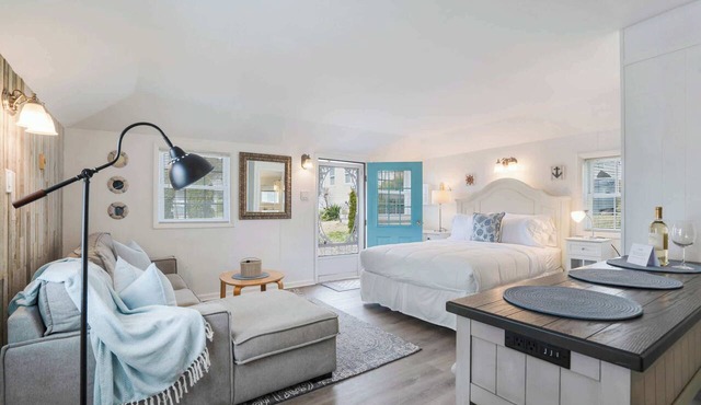 Wading River Beach Studio | Steps to Shore, Sleeps 2