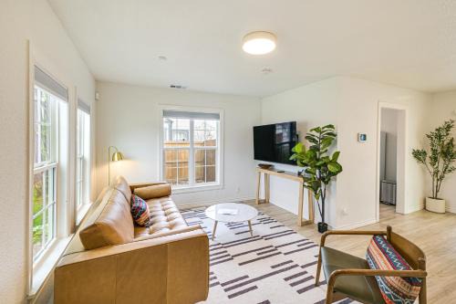 Walk to Cowboys Games: Arlington Home w/Hot Tub!