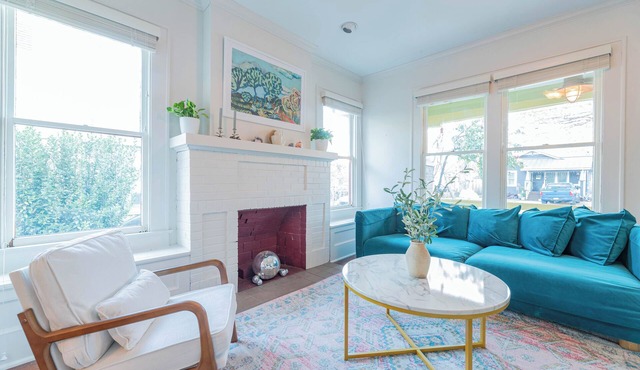 Walkable SoCo Bungalow