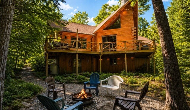 Waterfront Cabin perfect for Families, full lake access