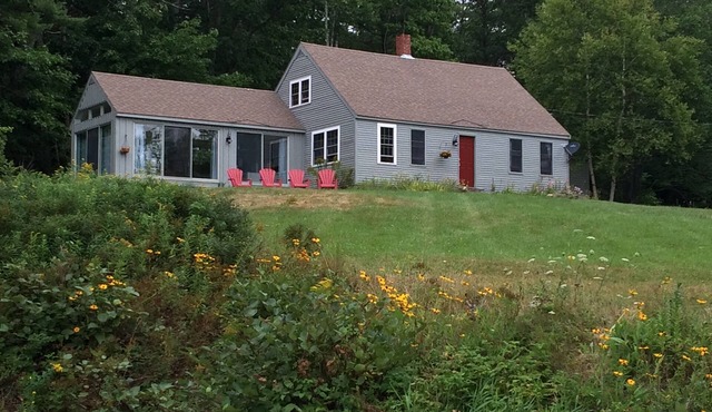WATERFRONT COTTAGE on 53 acre private preserve, pet friendly
